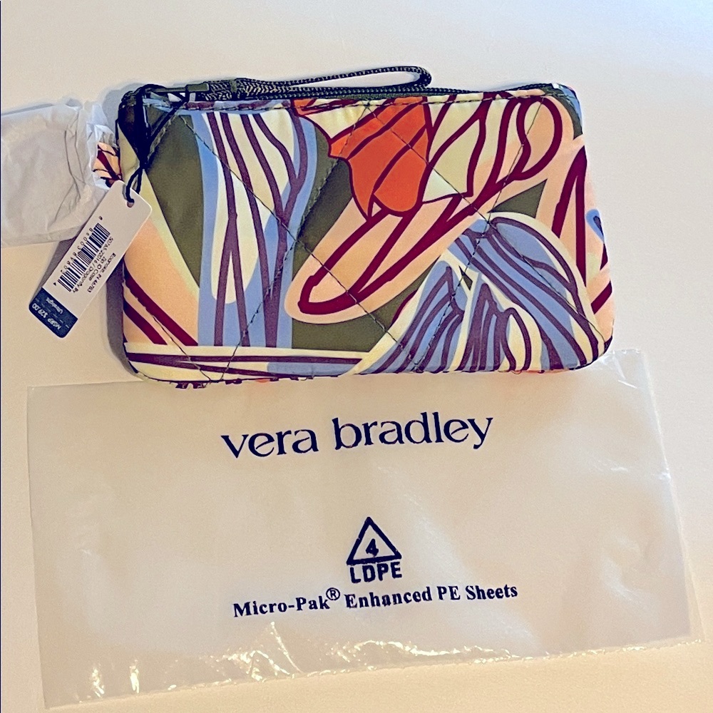 Vera Bradley Artistic Floral Wristlet New with Tags